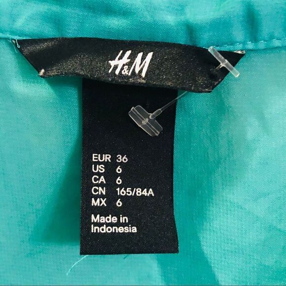 H&M blouse.  - Picture 5 of 6